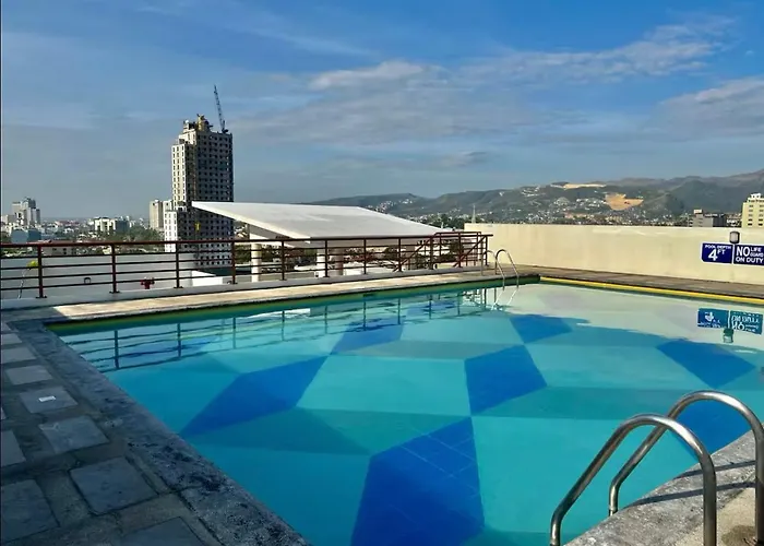 Cozy Type Near It Park With Pool, Netflix & Wifi *