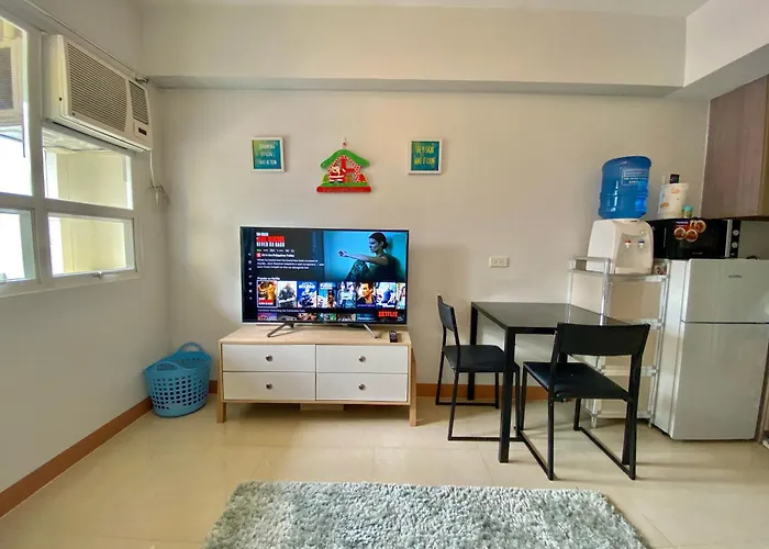 Cozy Type Near It Park With Pool, Netflix & Wifi Cebu