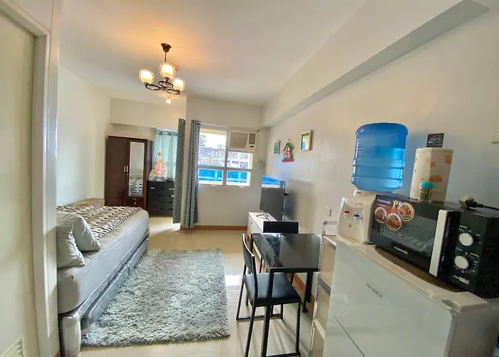 Cozy Type Near It Park With Pool, Netflix & Wifi * Cebu