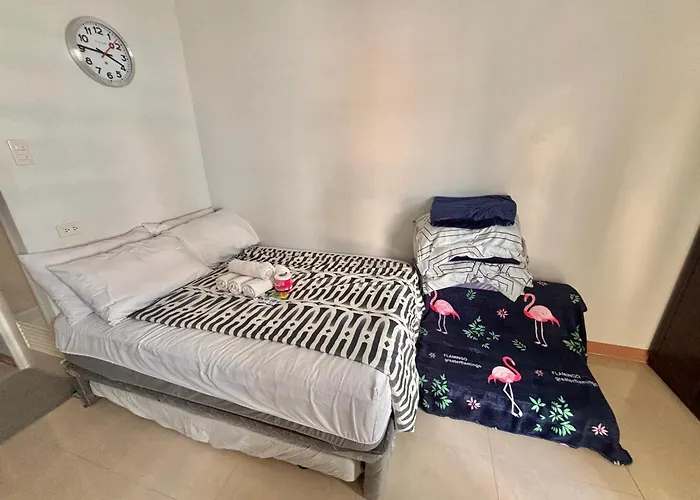 Cozy Type Near It Park With Pool, Netflix & Wifi Aparthotel *